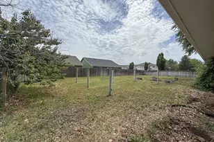22 NE Tremont Dr, College Place, WA 99324 - Photo 37