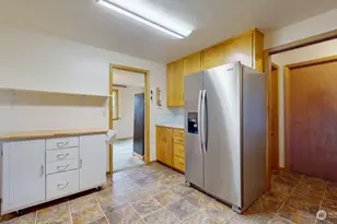 22 NE Tremont Dr, College Place, WA 99324 - Photo 9