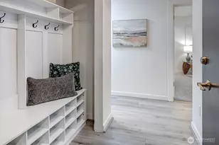2501 Canterbury Ln E, Seattle, WA 98112 - Photo 3