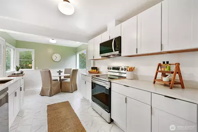 6203 39th Avenue NE, Seattle, WA 98115 - Photo 13
