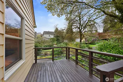 6203 39th Avenue NE, Seattle, WA 98115 - Photo 15