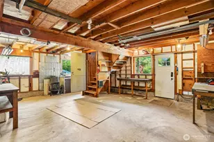 21417 Snag Island Dr E, Lake Tapps, WA 98391 - Photo 13