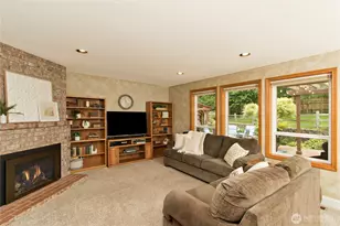 22424 243rd Pl SE, Maple Valley, WA 98038 - Photo 15