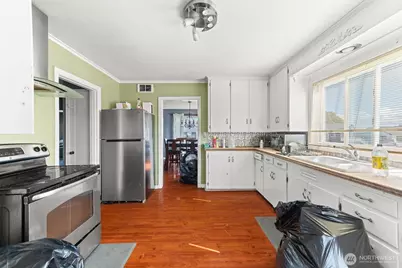422 W 3rd Street, Aberdeen, WA 98520 - Photo 9