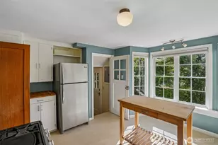 739 N 165th St, Shoreline, WA 98133 - Photo 11