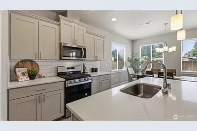 12303 SE 271st Place, Kent, WA 98030 - Photo 13