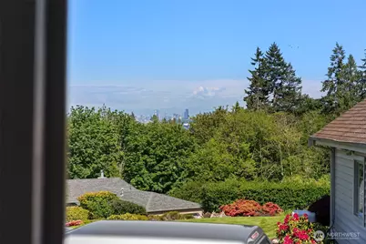 7598 E Alki View Court, Port Orchard, WA 98366 - Photo 13