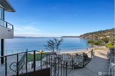 16331 Maplewild Avenue SW, Burien, WA 98166 - Photo 25