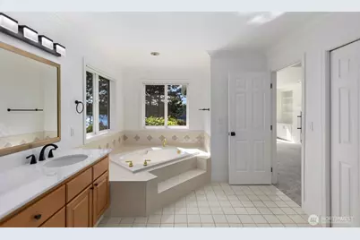 1642 204th Avenue NE, Sammamish, WA 98074 - Photo 23
