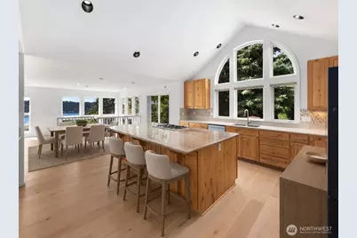 1642 204th Avenue NE, Sammamish, WA 98074 - Photo 9