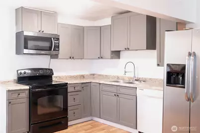 112 W Loop Drive, Moses Lake, WA 98837 - Photo 5