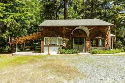 1975 North Bluff Road, Coupeville, WA 98239 - Photo 23