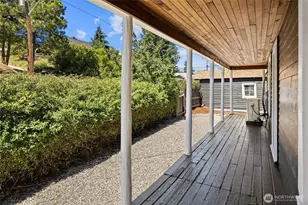 401 S 1st St, Roslyn, WA 98941 - Photo 3
