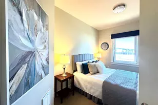 699 John St, Seattle, WA 98109 - Photo 17
