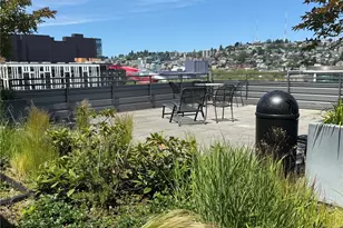 699 John St, Seattle, WA 98109 - Photo 25