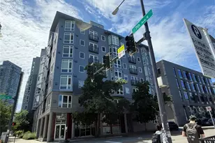 699 John St, Seattle, WA 98109 - Photo 27