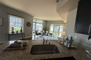 699 John St, Seattle, WA 98109 - Photo 13