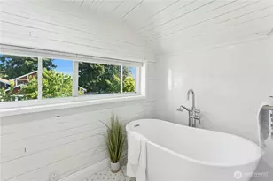 1203 N 36th St, Renton, WA 98056 - Photo 15