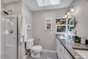 14004 SE 20th St, Bellevue, WA 98007 - Photo 17