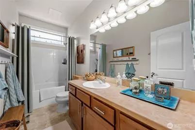 208 Lilly Lane, Mount Vernon, WA 98274 - Photo 27
