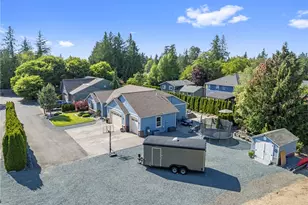 208 Lilly Ln, Mount Vernon, WA 98274 - Photo 37