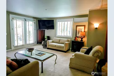 23618 SE Tiger Mountain Road, Issaquah, WA 98027 - Photo 11