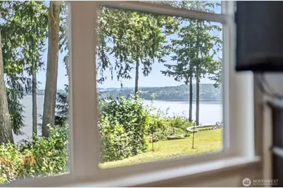 11209 Riviera Drive, Anderson Island, WA 98303 - Photo 15