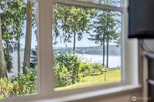 11209 Riviera Dr, Anderson Island, WA 98303 - Photo 15