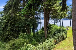 11209 Riviera Dr, Anderson Island, WA 98303 - Photo 5