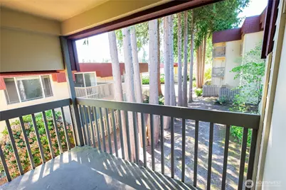 14010 SE 6th Street #24, Bellevue, WA 98007 - Photo 13