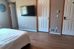 317 Teresa St, Camano Island, WA 98282 - Photo 15