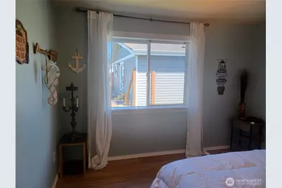 317 Teresa Street, Camano Island, WA 98282 - Photo 23