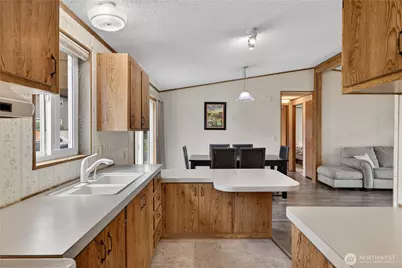 898 Hunter Avenue SW, Quincy, WA 98848 - Photo 9