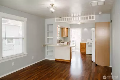 2218 Summit Avenue, Everett, WA 98201 - Photo 5