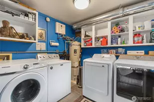 2400 E Howell St, Seattle, WA 98122 - Photo 29