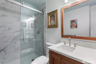 2400 E Howell St, Seattle, WA 98122 - Photo 21