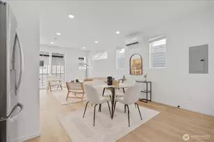 10338 Wallingford Ave N, Seattle, WA 98133 - Photo 9
