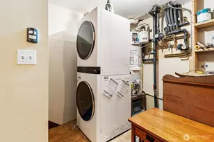 2400 W Boston St, Seattle, WA 98199 - Photo 25