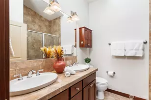 2400 W Boston St, Seattle, WA 98199 - Photo 19
