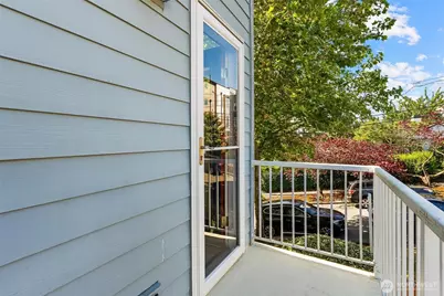 2400 W Boston Street, Seattle, WA 98199 - Photo 23