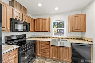 507 131st St E, Tacoma, WA 98445 - Photo 11