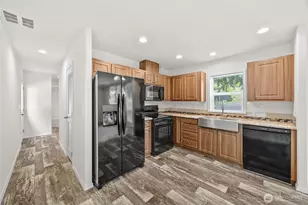 507 131st St E, Tacoma, WA 98445 - Photo 13