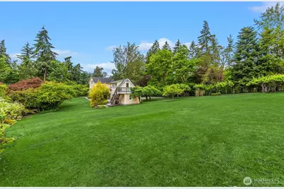 8395 NE Oddfellows, Bainbridge Island, WA 98110 - Photo 33