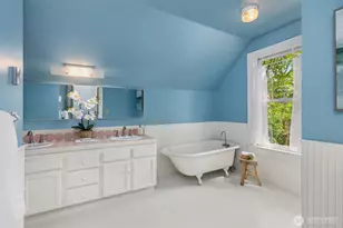 8395 NE Oddfellows, Bainbridge Island, WA 98110 - Photo 21