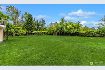 8395 NE Oddfellows, Bainbridge Island, WA 98110 - Photo 35