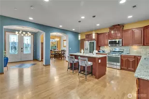 10908 177th Ave Ct E, Bonney Lake, WA 98391 - Photo 5
