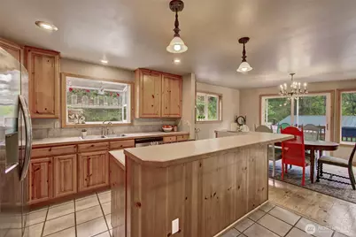 115 Kahlua Court, Camano Island, WA 98282 - Photo 7