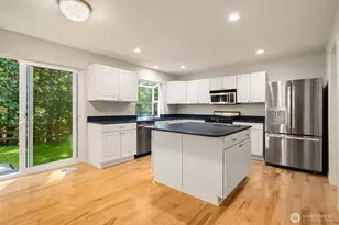 7825 Cortland Ave SE, Snoqualmie, WA 98065 - Photo 3