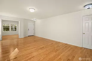7825 Cortland Ave SE, Snoqualmie, WA 98065 - Photo 7
