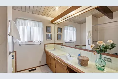 1401 Lincoln Avenue NE, Renton, WA 98056 - Photo 17